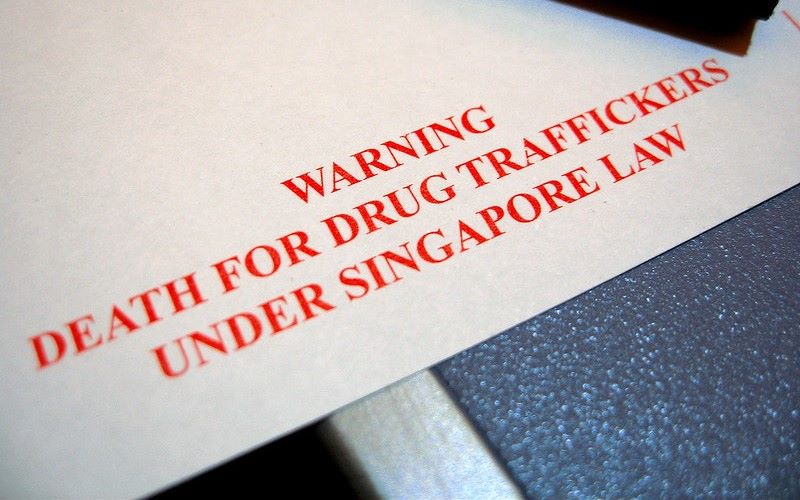 singapore tourist laws